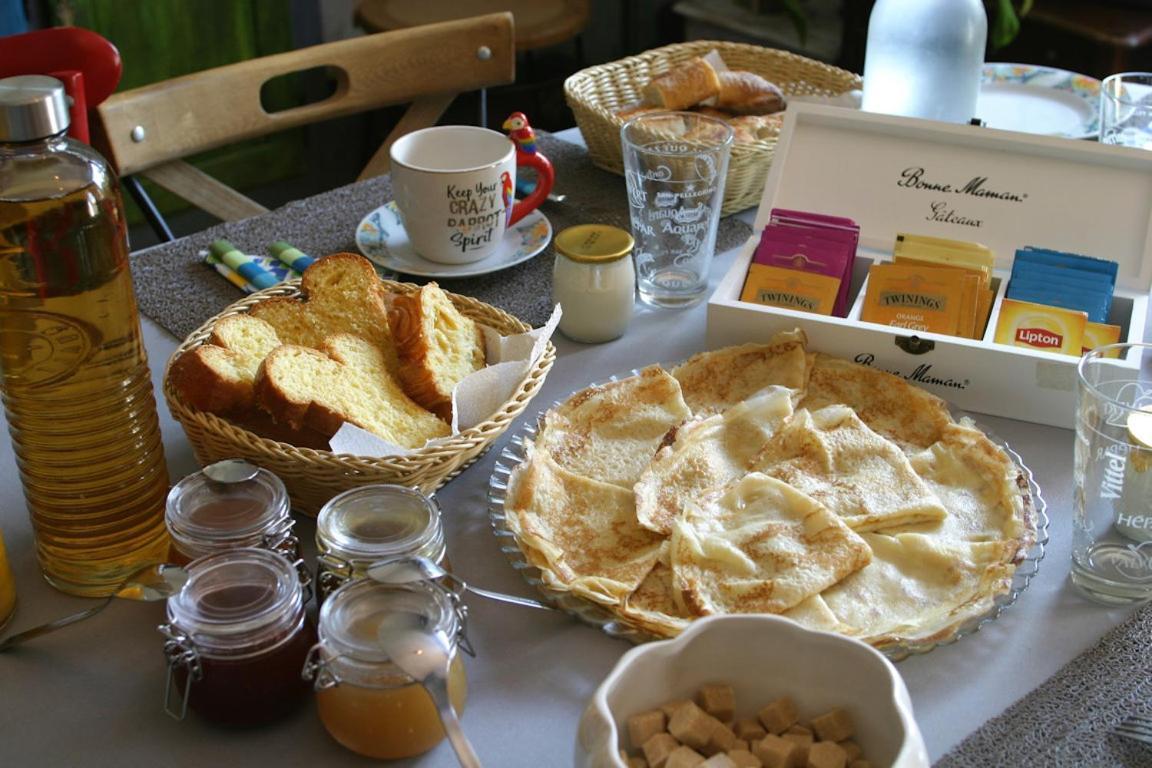 Bed and Breakfast Les Petites Mirabelles Noyers-sur-Cher Zewnętrze zdjęcie